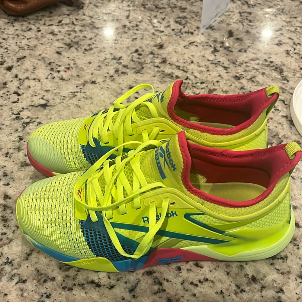 Men’s Reebok nano court shoes 10.5